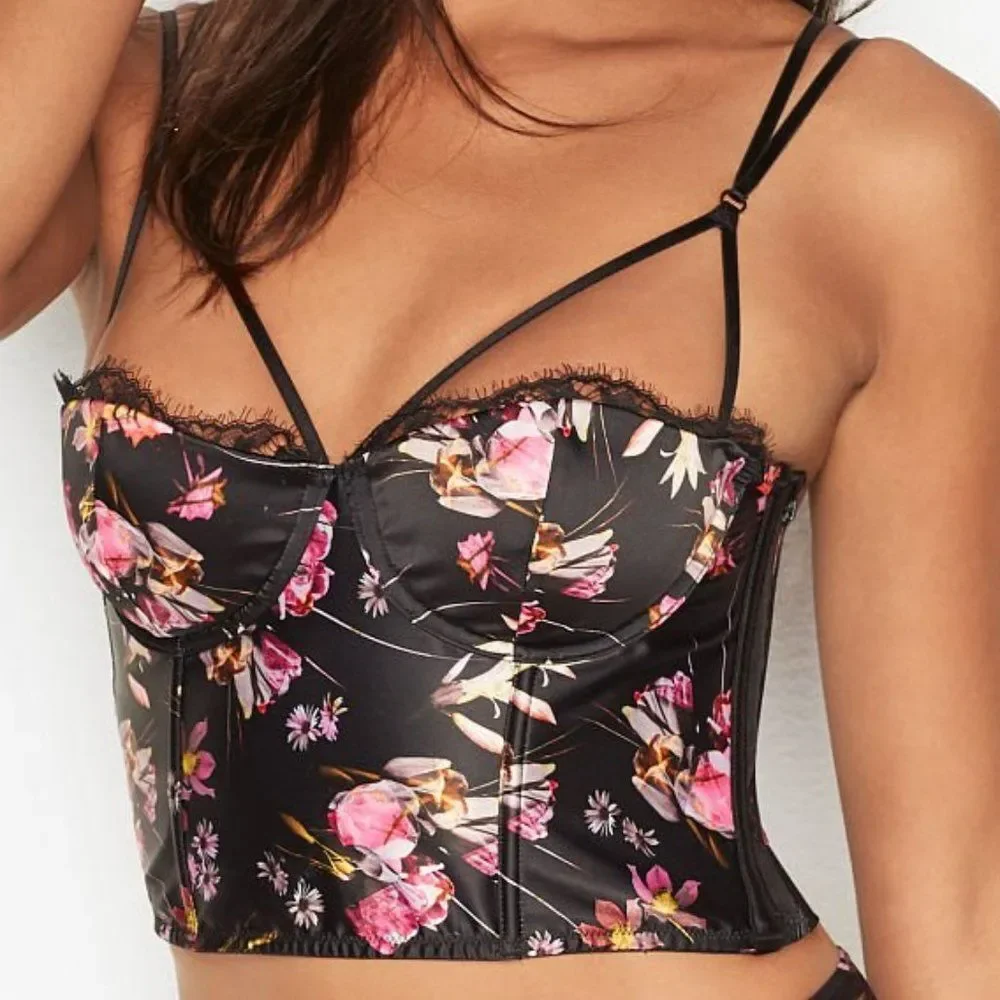 Victoria’s Secret Very Sexy Lightly Lined Bustier 32E (DD)